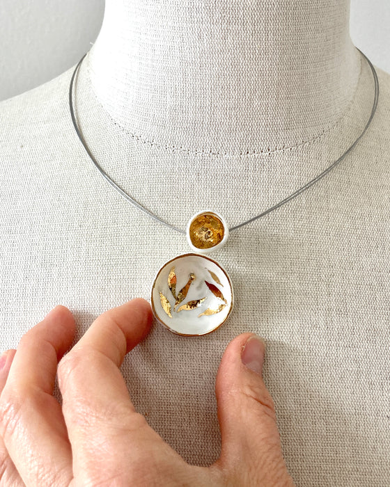 Collana in porcellana a cavetto "Foglie"