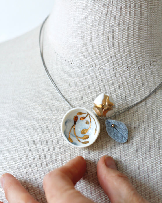 Collana in porcellana a cavetto "Celeste"