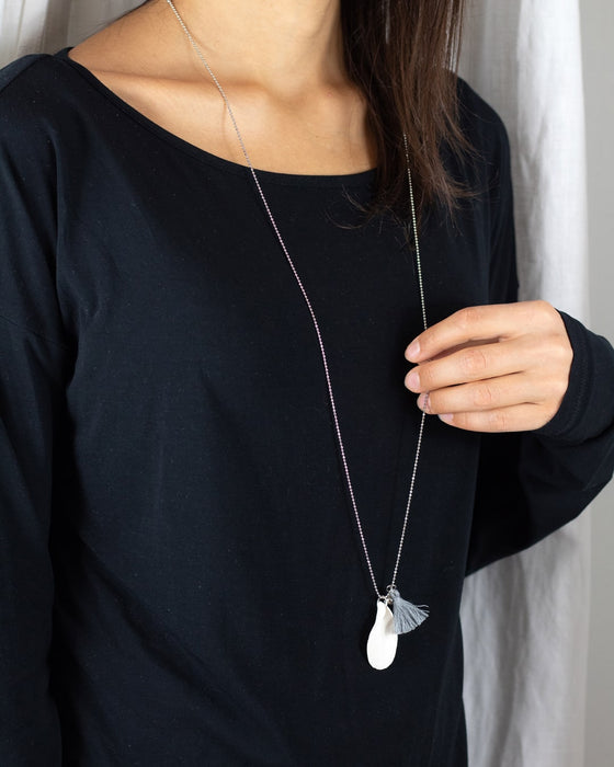 Collana in porcellana linea "Giocosa", foglia bianca