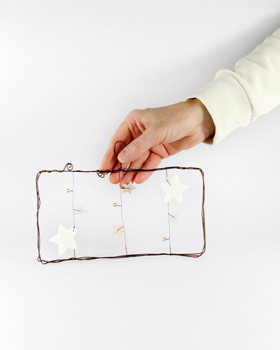 Decorazione in porcellana e ferro "Rettangolo orizzontale" con stelle (L)