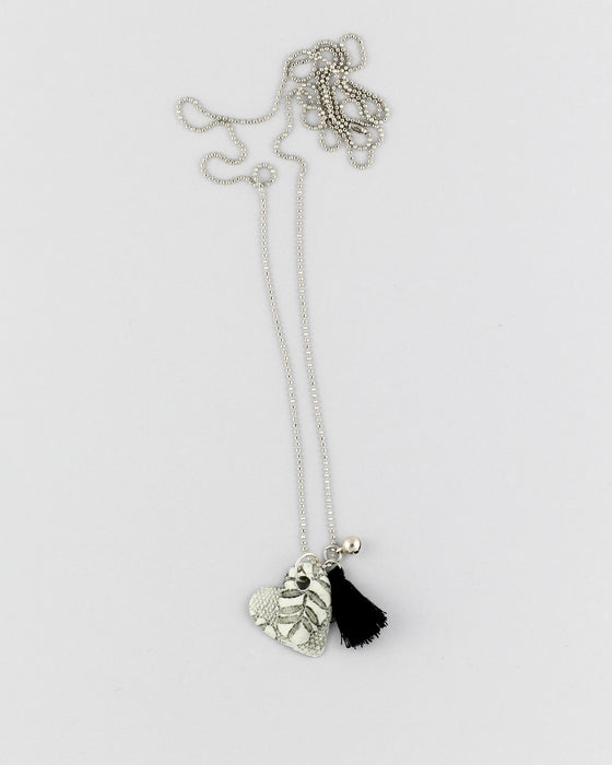 Collana in porcellana linea "Giocosa", cuore pizzo grigio