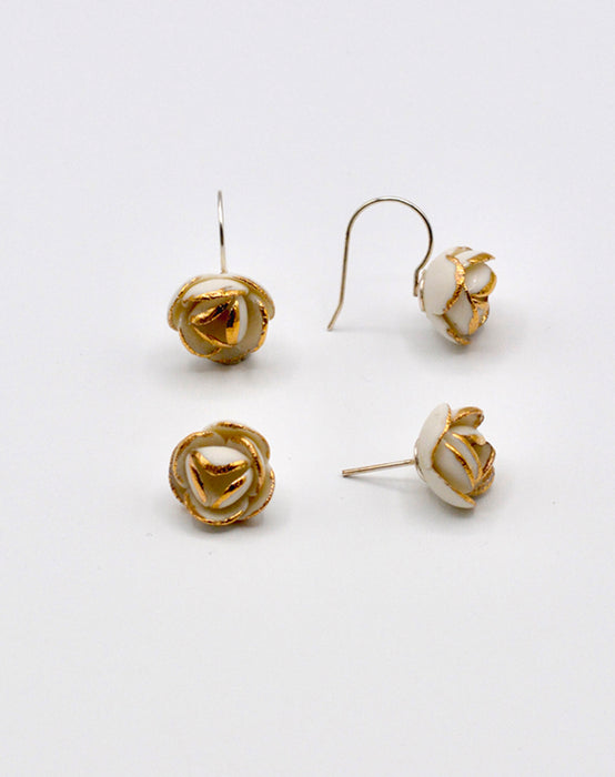 Orecchini in porcellana bianca “Rosellina” lustro oro